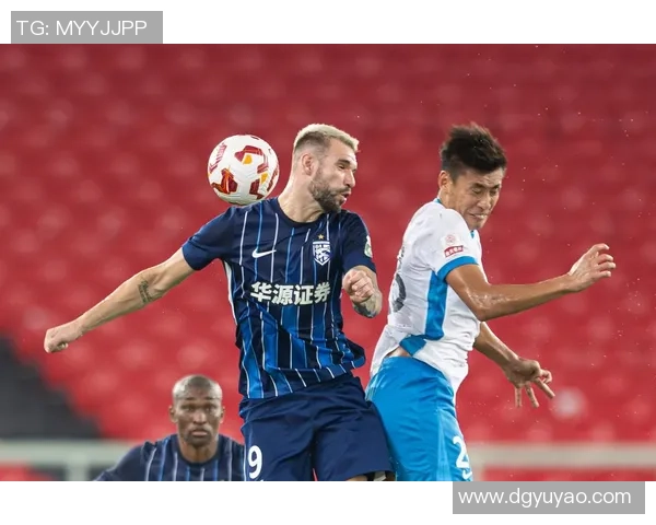 赛后分析：上海足球队与武汉足球队灵活性对比及战术探讨